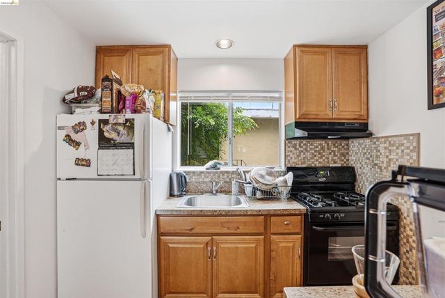 3431 Wilson Ave, Oakland, CA 94602
