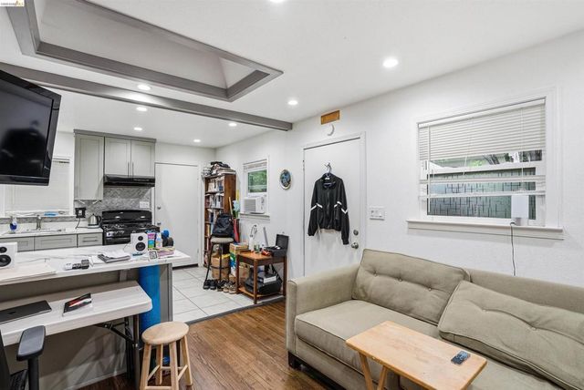 3431 Wilson Ave, Oakland, CA 94602
