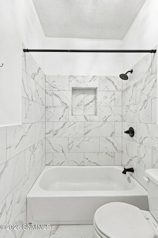 712 W Court Avenue, Las Cruces, NM 88005