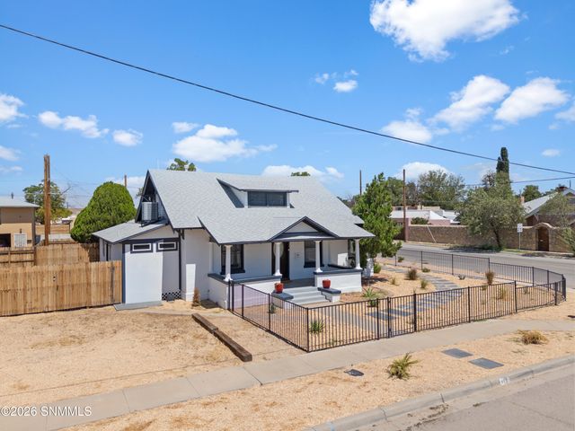 712 W Court Avenue, Las Cruces, NM 88005