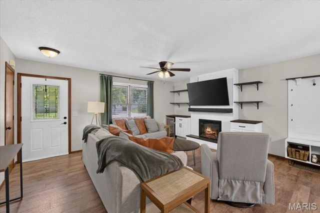 509 Thistle Lane, Swansea, IL 62226
