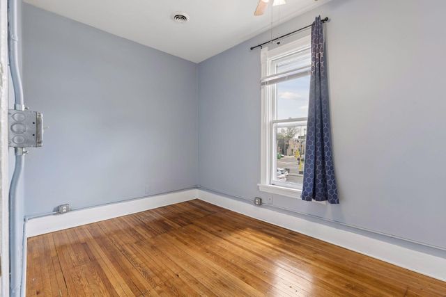 1926 15th Avenue S, Minneapolis, MN 55404