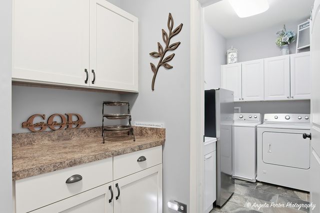 2165 Walnut Glen Boulevard, Island Lake, IL 60042