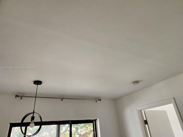 5981 Washington St 219, Hollywood, FL 33023