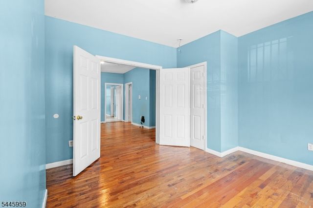681 S 11Th St 3, Newark City, NJ 07103