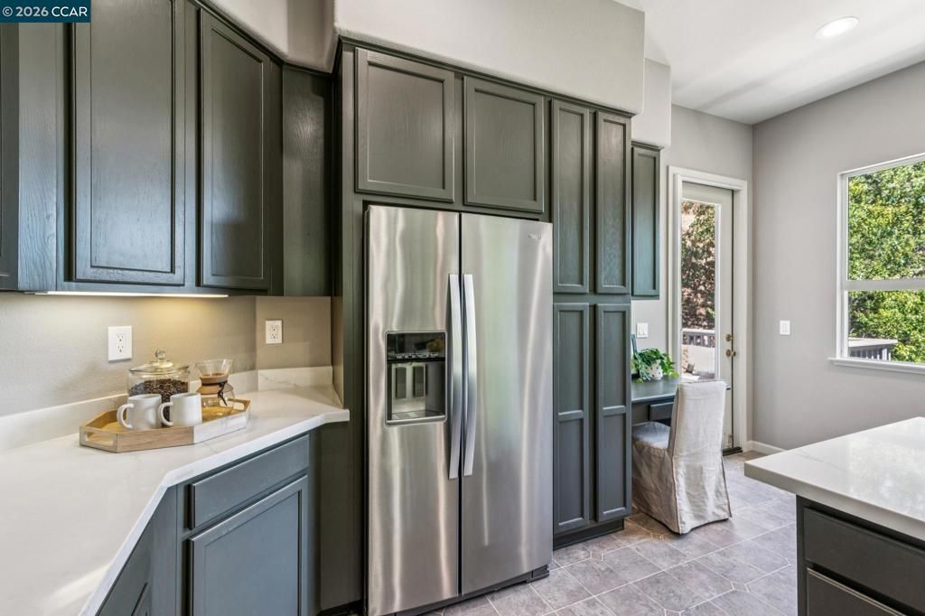 Image 14 of property listing at 2876 Saklan Indian, Walnut Creek, CA 94595