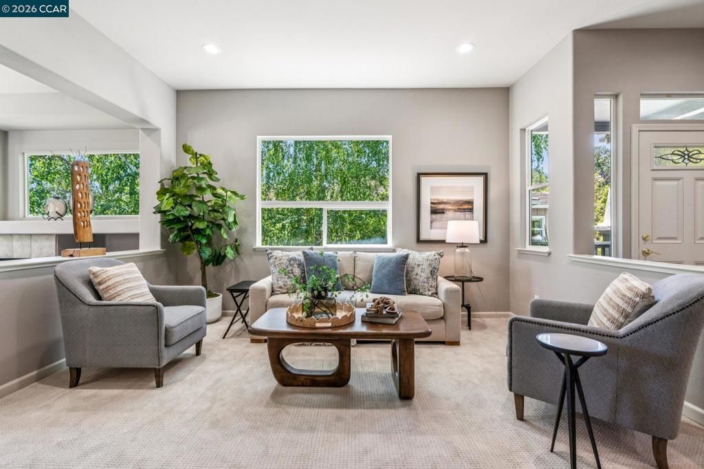 Image 2 of property listing at 2876 Saklan Indian, Walnut Creek, CA 94595