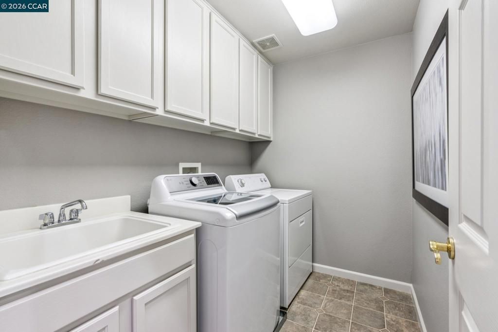 Image 34 of property listing at 2876 Saklan Indian, Walnut Creek, CA 94595