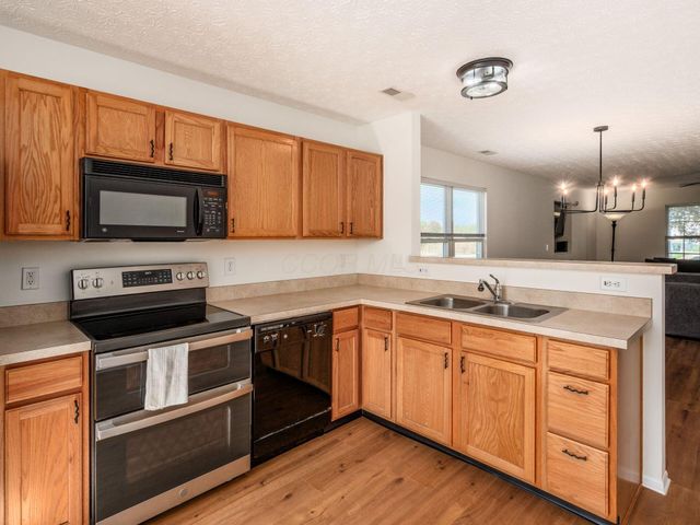 6289 Tarklin Street, Canal Winchester, OH 43110