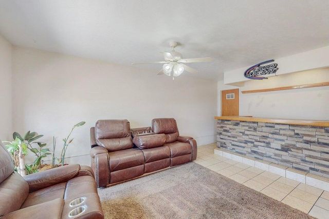 1114 Morris Street NE, Albuquerque, NM 87112