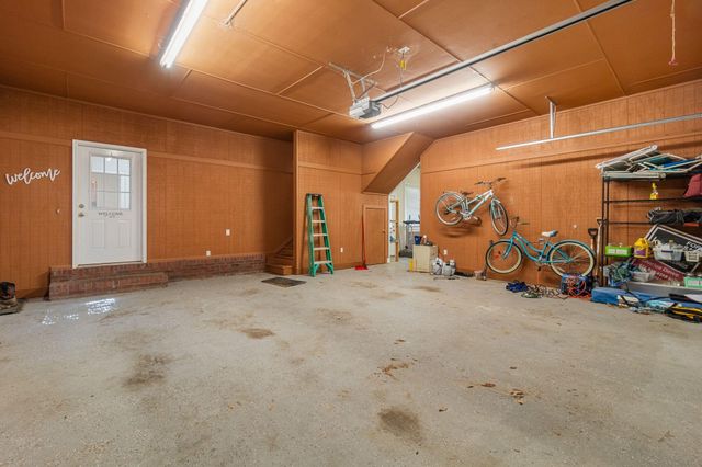 33 Pinedale Dr., Collins, MS 39428