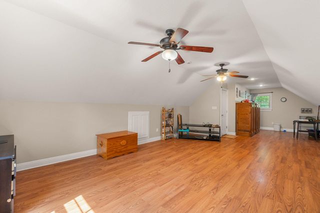 33 Pinedale Dr., Collins, MS 39428