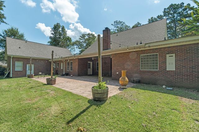 33 Pinedale Dr., Collins, MS 39428