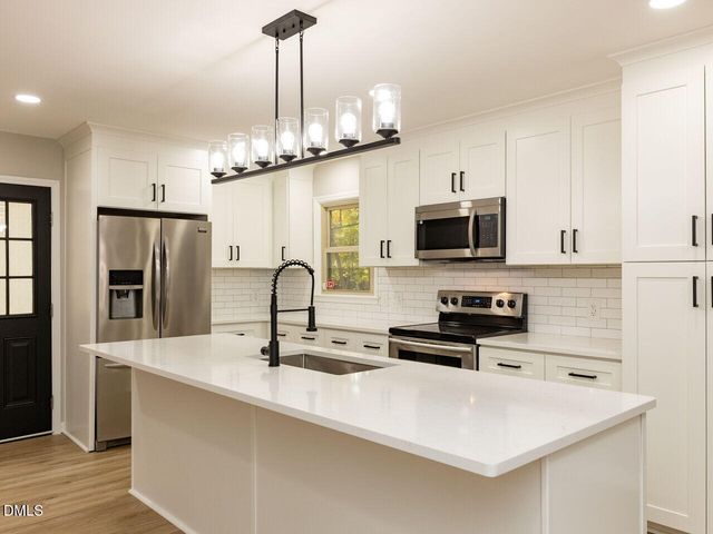 4800 Theys Road, Raleigh, NC 27606