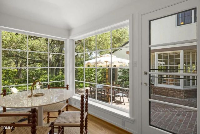 1860 Midlothian Drive, Altadena, CA 91001