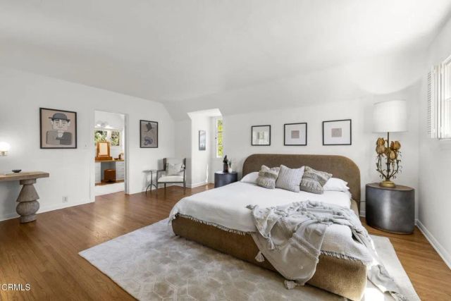 1860 Midlothian Drive, Altadena, CA 91001
