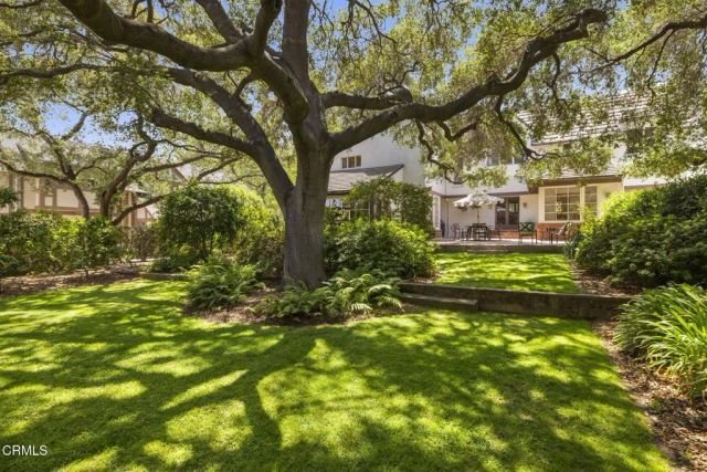1860 Midlothian Drive, Altadena, CA 91001