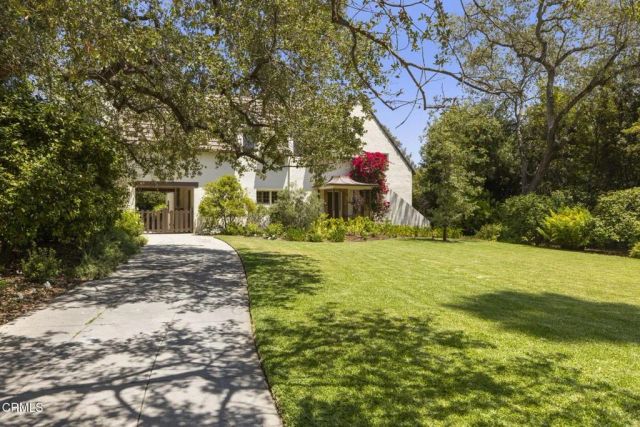 1860 Midlothian Drive, Altadena, CA 91001