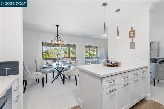 1217 Leisure Ln 5, Walnut Creek, CA 94595