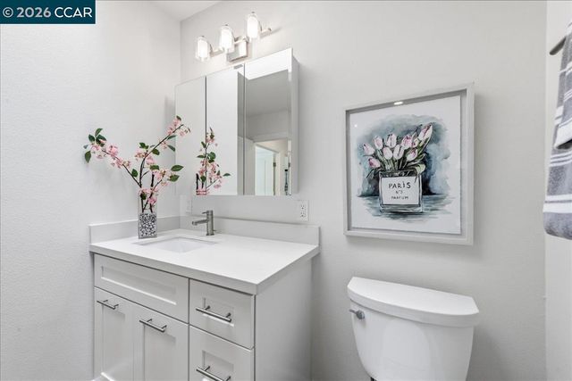 1217 Leisure Ln 5, Walnut Creek, CA 94595