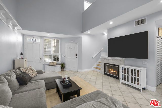 373 Blue Dolphin Drive, Port Hueneme, CA 93041