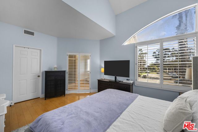 373 Blue Dolphin Drive, Port Hueneme, CA 93041