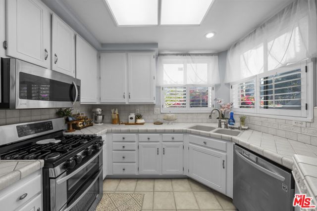373 Blue Dolphin Drive, Port Hueneme, CA 93041