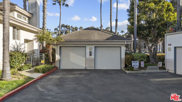 373 Blue Dolphin Drive, Port Hueneme, CA 93041