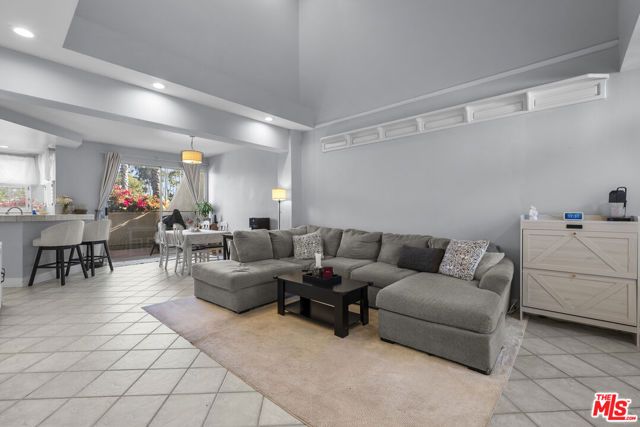 373 Blue Dolphin Drive, Port Hueneme, CA 93041
