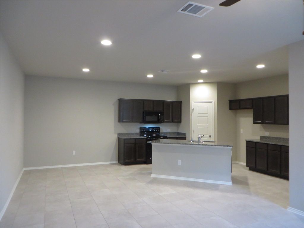110 Dodge Road DR, Georgetown, TX 78626