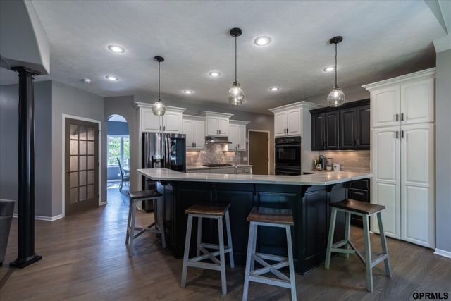 3614 S 185 Avenue, Omaha, NE 68130