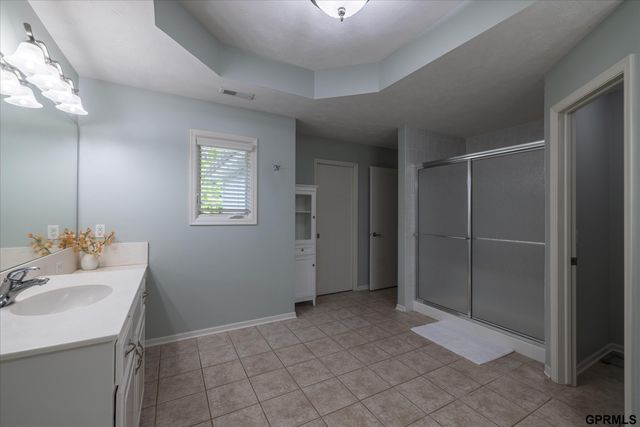 3614 S 185 Avenue, Omaha, NE 68130
