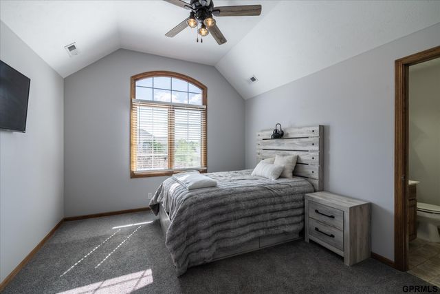 3614 S 185 Avenue, Omaha, NE 68130
