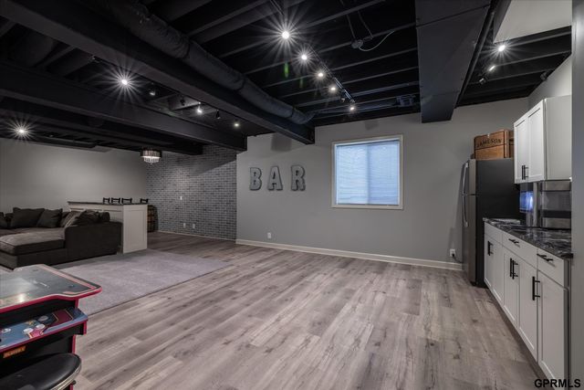 3614 S 185 Avenue, Omaha, NE 68130