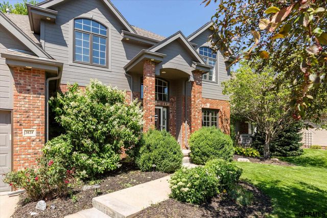 3614 S 185 Avenue, Omaha, NE 68130