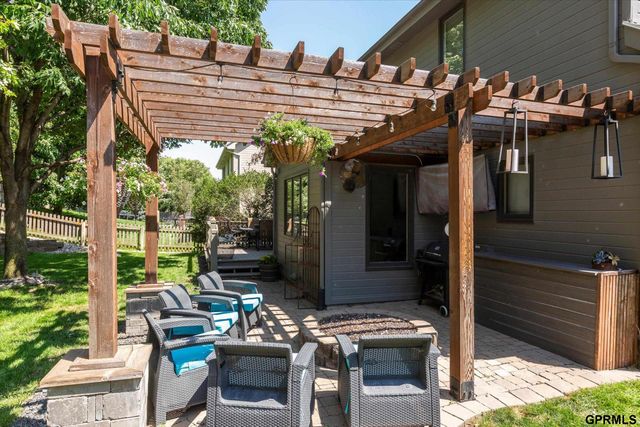 3614 S 185 Avenue, Omaha, NE 68130