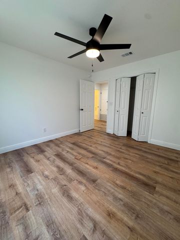 1236 Gabrielle Drive, Crestview, FL 32536