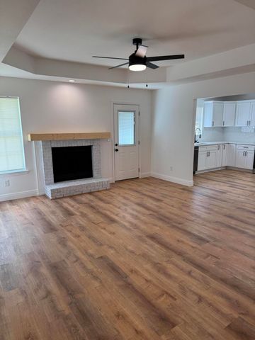 1236 Gabrielle Drive, Crestview, FL 32536