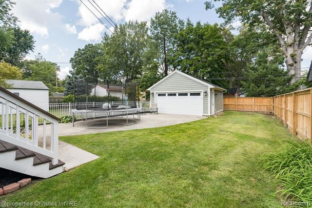 805 Forest Avenue, Royal Oak, MI 48067