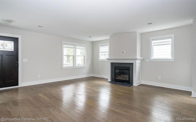 805 Forest Avenue, Royal Oak, MI 48067