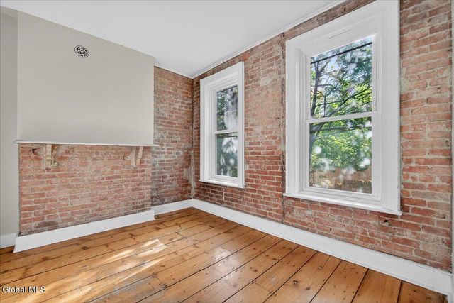 98 Livingston Avenue, Albany, NY 12207