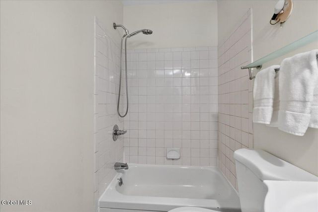 98 Livingston Avenue, Albany, NY 12207