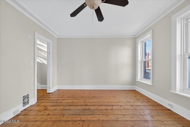 98 Livingston Avenue, Albany, NY 12207