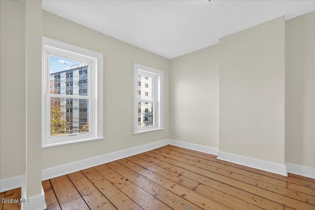 98 Livingston Avenue, Albany, NY 12207