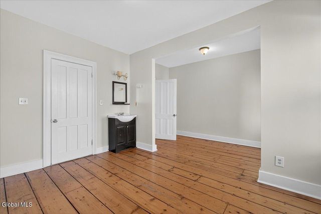 98 Livingston Avenue, Albany, NY 12207