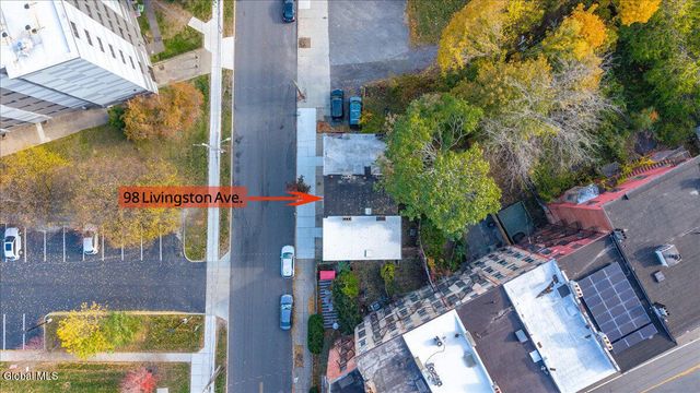 98 Livingston Avenue, Albany, NY 12207
