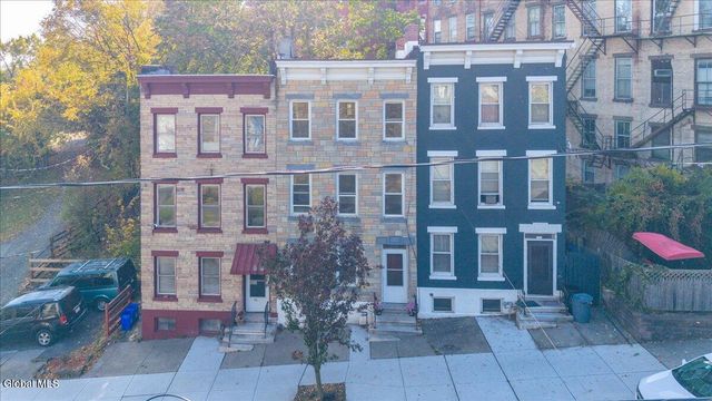 98 Livingston Avenue, Albany, NY 12207