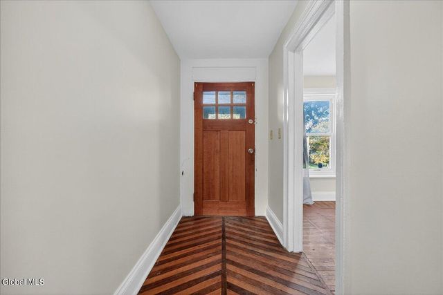 98 Livingston Avenue, Albany, NY 12207