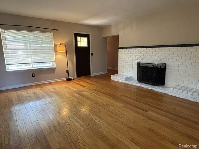 4784 Sylvester Avenue, Waterford, MI 48329
