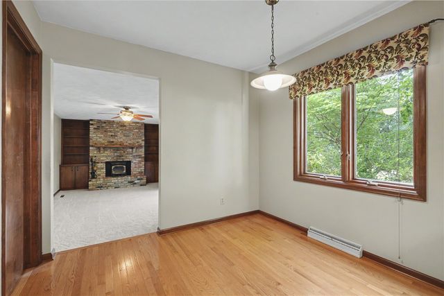 2851 27th Avenue, Marion, IA 52302
